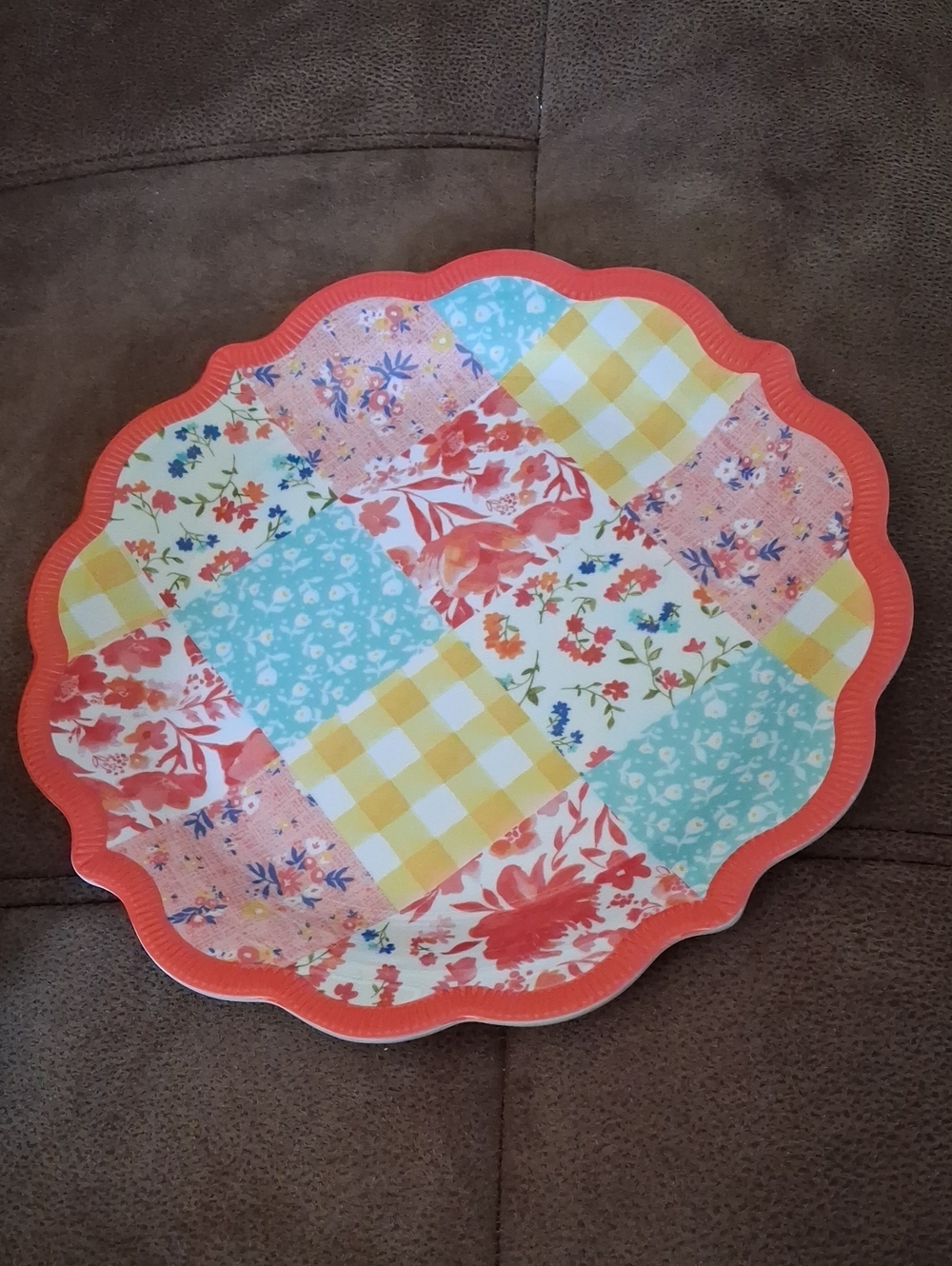 The Pioneer Woman Patchwork Medley Melamine Dinner Plate Coral Scalloped Edge
